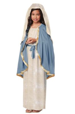 Girl in Mary Costume