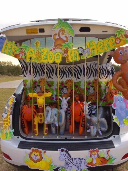 It's a Zoo in Here Trunk-or-Treat Ideas