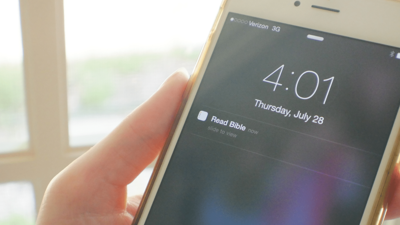 Phone with reminder to read Bible